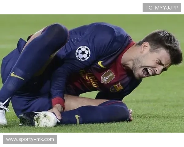 皮克防守数据亮眼，稳健表现成球队防线核心